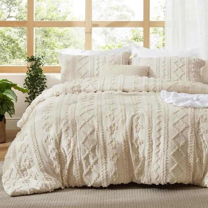 Oat beige tufted bedding